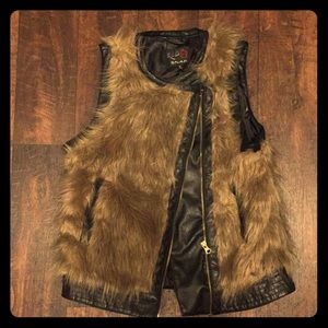 Fur vest